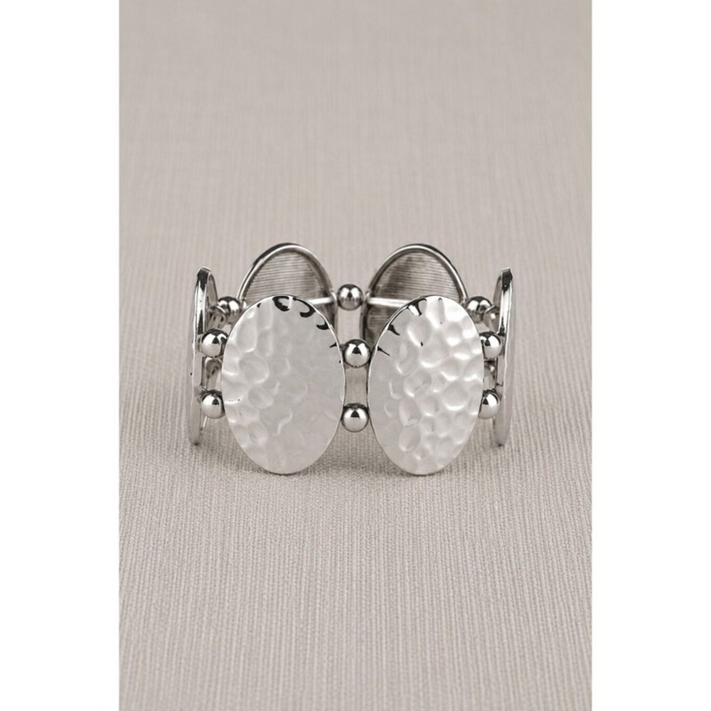 Silver Tone Hammered Oval Disc Stretch Bracelet Chunky Textured Statement Bangle